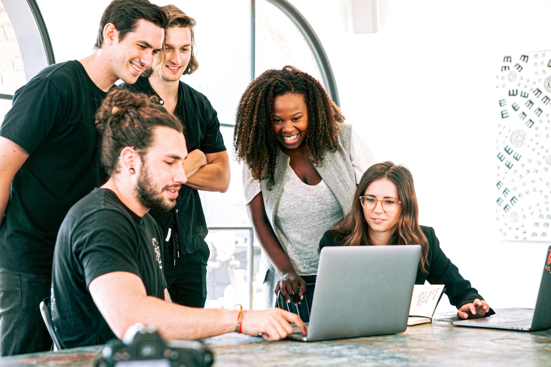 7 Reasons Why A Financial Advisor Can Help Your Startup